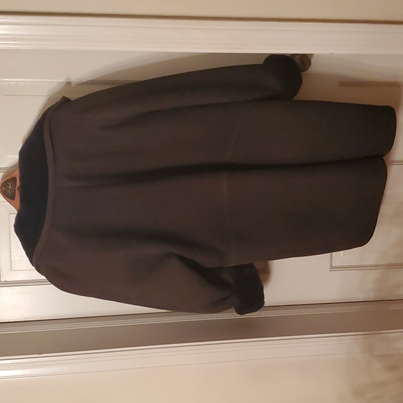 Gorgeous women's Shearling coat. - Picture 7 of 8